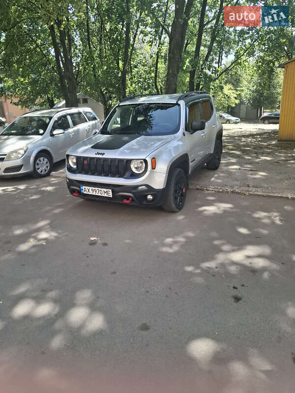 Внедорожник / Кроссовер Jeep Renegade 2019 в Харькове