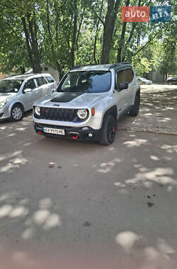 Внедорожник / Кроссовер Jeep Renegade 2019 в 