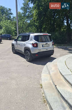 Внедорожник / Кроссовер Jeep Renegade 2019 в 