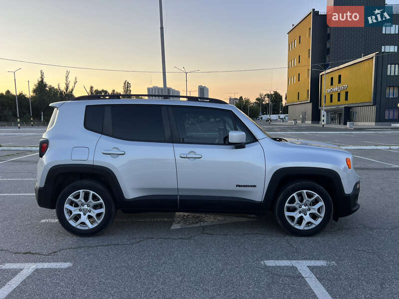 Внедорожник / Кроссовер Jeep Renegade 2016 в Киеве