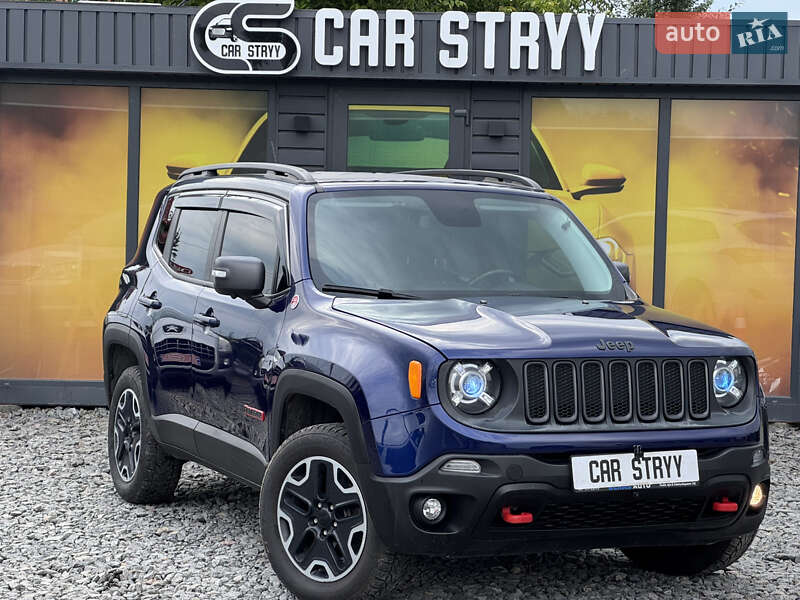 Внедорожник / Кроссовер Jeep Renegade 2016 в Стрые