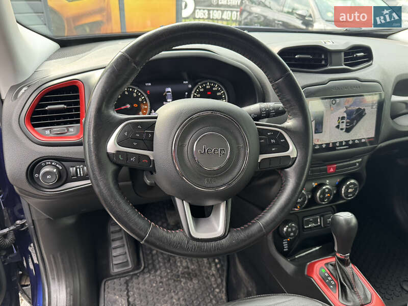 Внедорожник / Кроссовер Jeep Renegade 2016 в Стрые