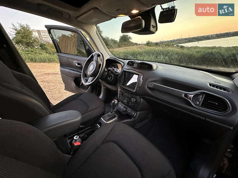 Внедорожник / Кроссовер Jeep Renegade 2018 в Одессе
