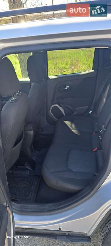 Внедорожник / Кроссовер Jeep Renegade 2015 в Белгороде-Днестровском