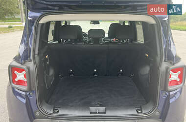 Позашляховик / Кросовер Jeep Renegade 2017 в 