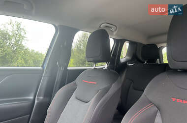Позашляховик / Кросовер Jeep Renegade 2017 в 