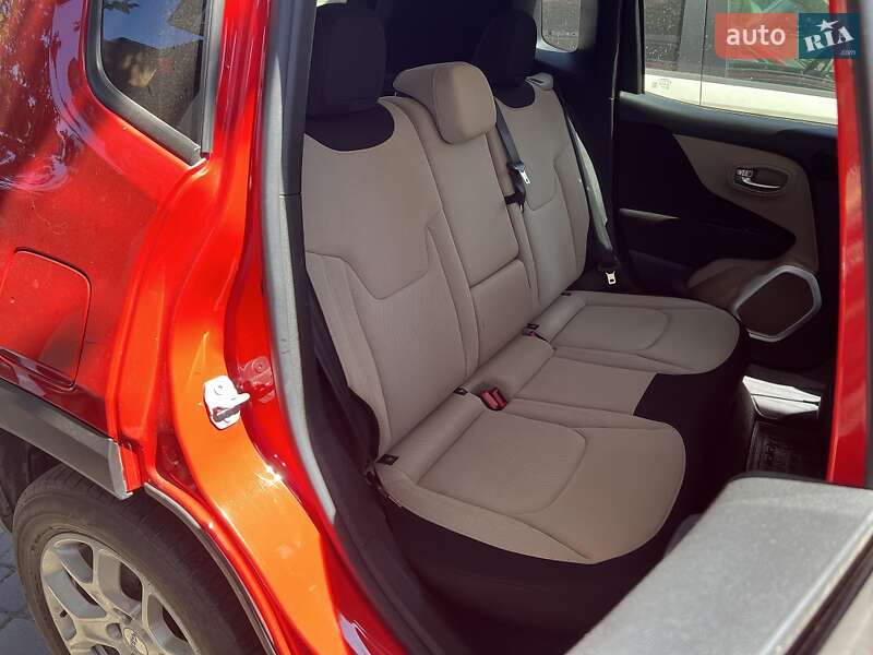 Внедорожник / Кроссовер Jeep Renegade 2015 в Одессе