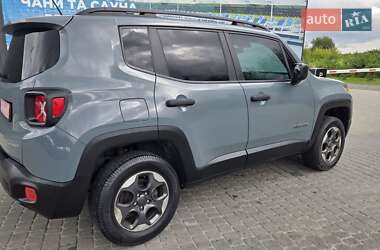 Позашляховик / Кросовер Jeep Renegade 2017 в Львові