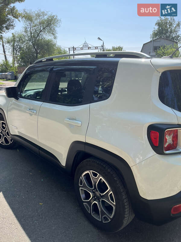 Внедорожник / Кроссовер Jeep Renegade 2015 в Кременчуге