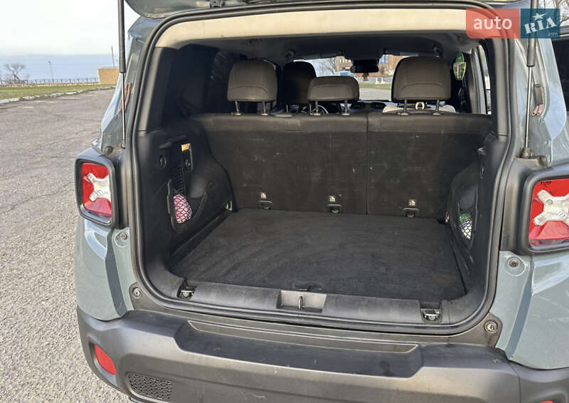 Позашляховик / Кросовер Jeep Renegade 2017 в Одесі