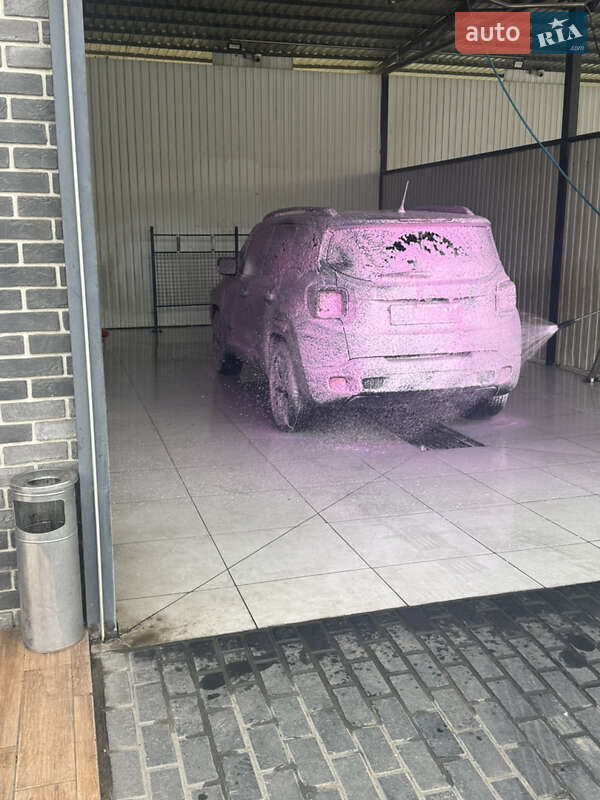 Позашляховик / Кросовер Jeep Renegade 2017 в Одесі