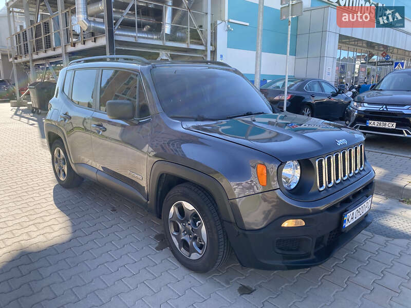 Внедорожник / Кроссовер Jeep Renegade 2017 в Киеве