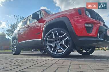 Внедорожник / Кроссовер Jeep Renegade 2021 в Киеве