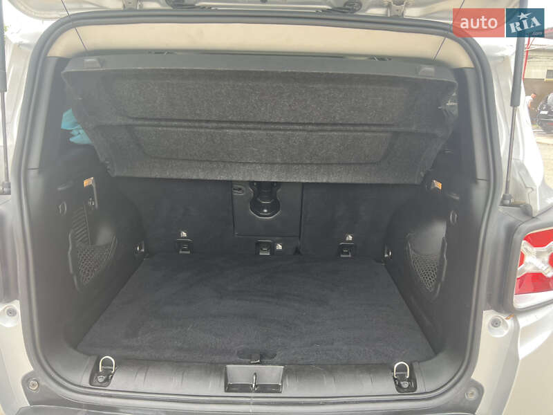 Позашляховик / Кросовер Jeep Renegade 2015 в Золочеві фото 5 Позашляховик / Кросовер Jeep Renegade 2015 в Золочеві