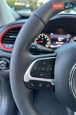 Внедорожник / Кроссовер Jeep Renegade 2018 в 