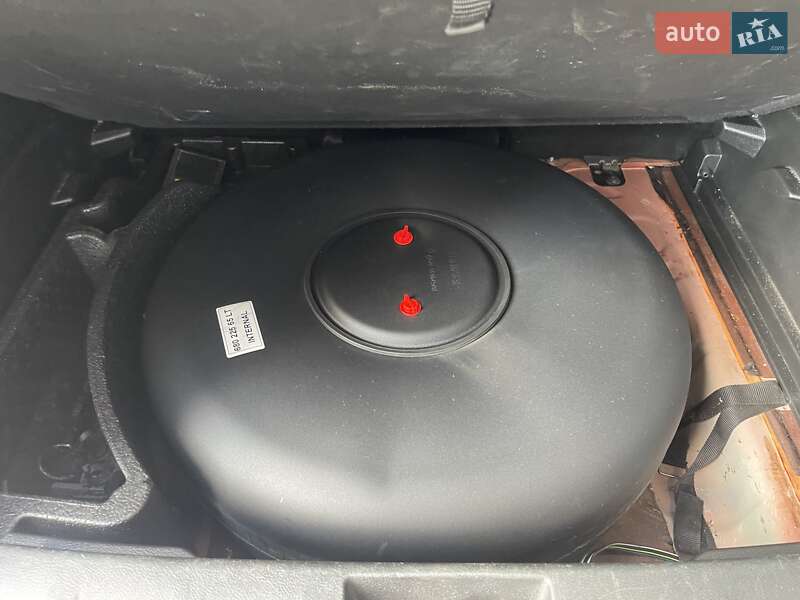 Внедорожник / Кроссовер Jeep Renegade 2016 в Львове