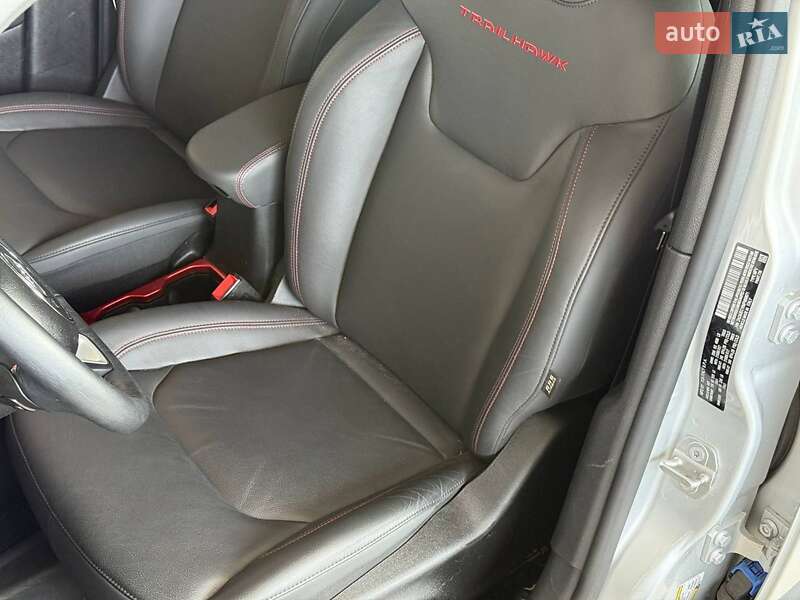 Позашляховик / Кросовер Jeep Renegade 2021 в Одесі