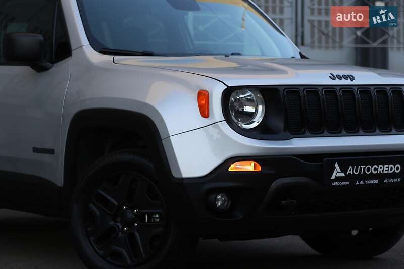 Внедорожник / Кроссовер Jeep Renegade 2020 в Киеве