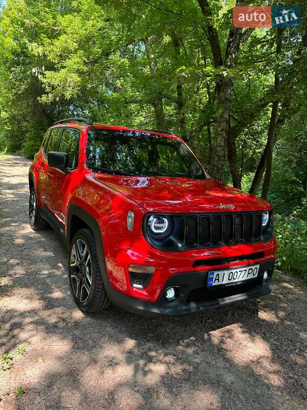 Внедорожник / Кроссовер Jeep Renegade 2020 в 