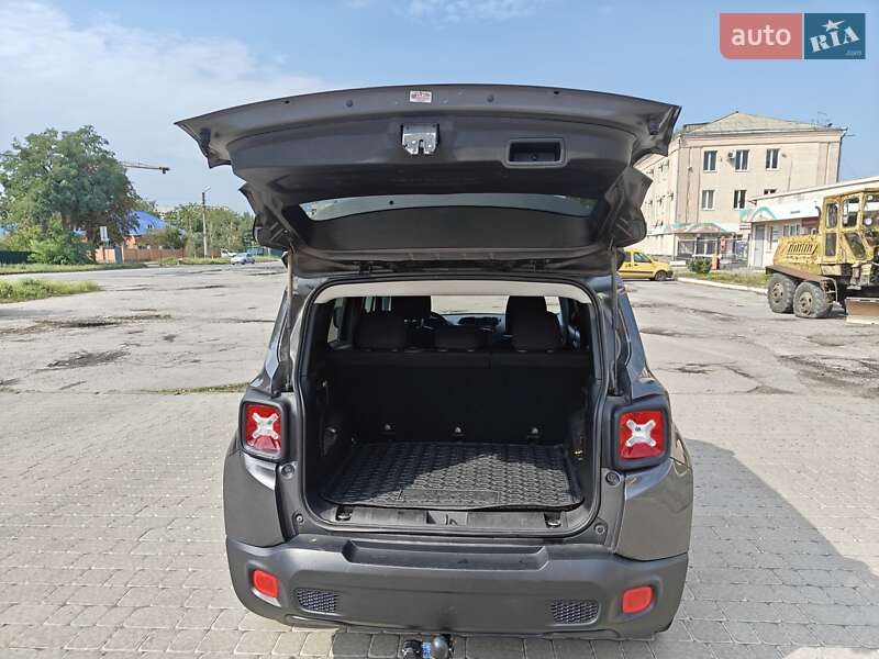 Внедорожник / Кроссовер Jeep Renegade 2018 в Опошне