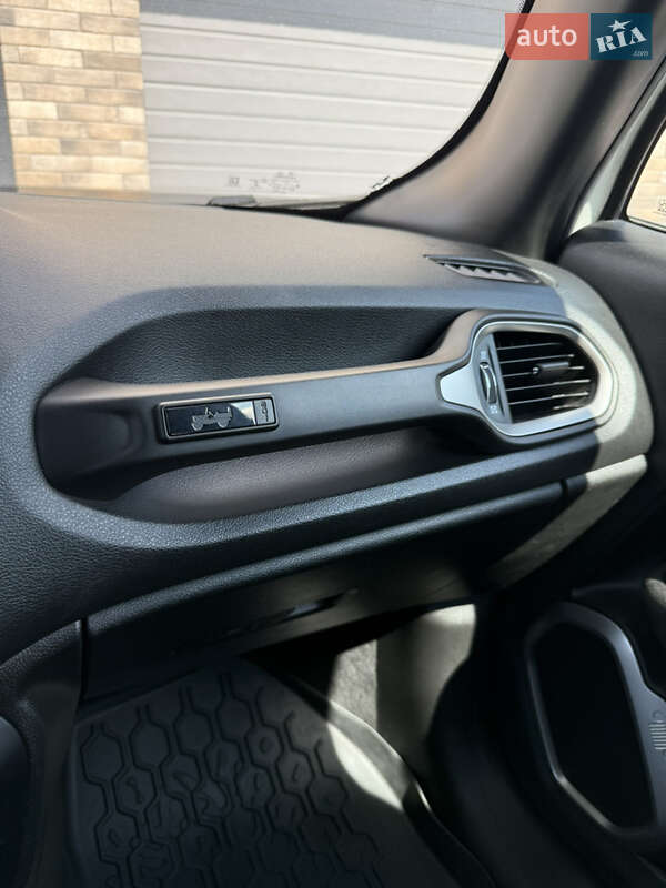 Позашляховик / Кросовер Jeep Renegade 2020 в Тернополі