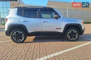 Позашляховик / Кросовер Jeep Renegade 2016 в Києві