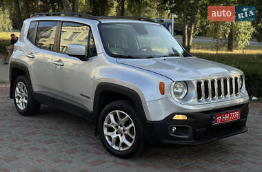 Внедорожник / Кроссовер Jeep Renegade 2016 в 