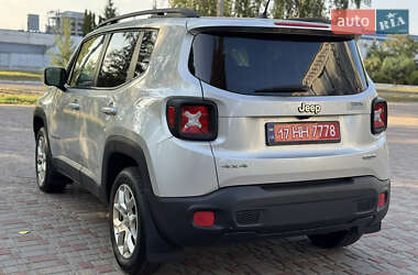 Внедорожник / Кроссовер Jeep Renegade 2016 в 