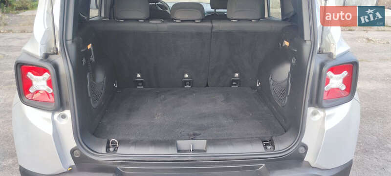 Позашляховик / Кросовер Jeep Renegade 2017 в Житомирі фото 13 Позашляховик / Кросовер Jeep Renegade 2017 в Житомирі