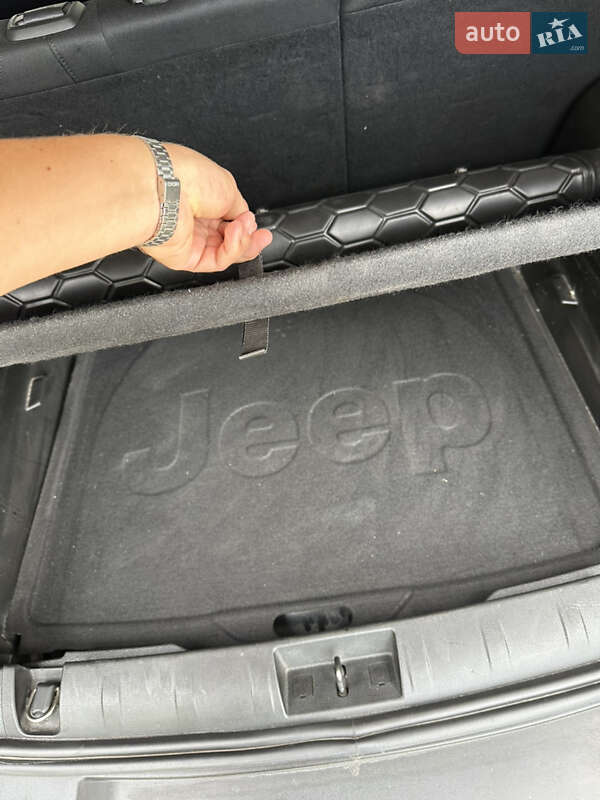 Позашляховик / Кросовер Jeep Renegade 2016 в Києві