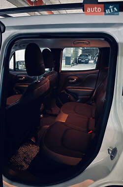 Внедорожник / Кроссовер Jeep Renegade 2018 в Львове