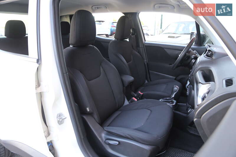 Внедорожник / Кроссовер Jeep Renegade 2018 в Киеве