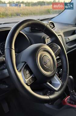 Позашляховик / Кросовер Jeep Renegade 2015 в Львові