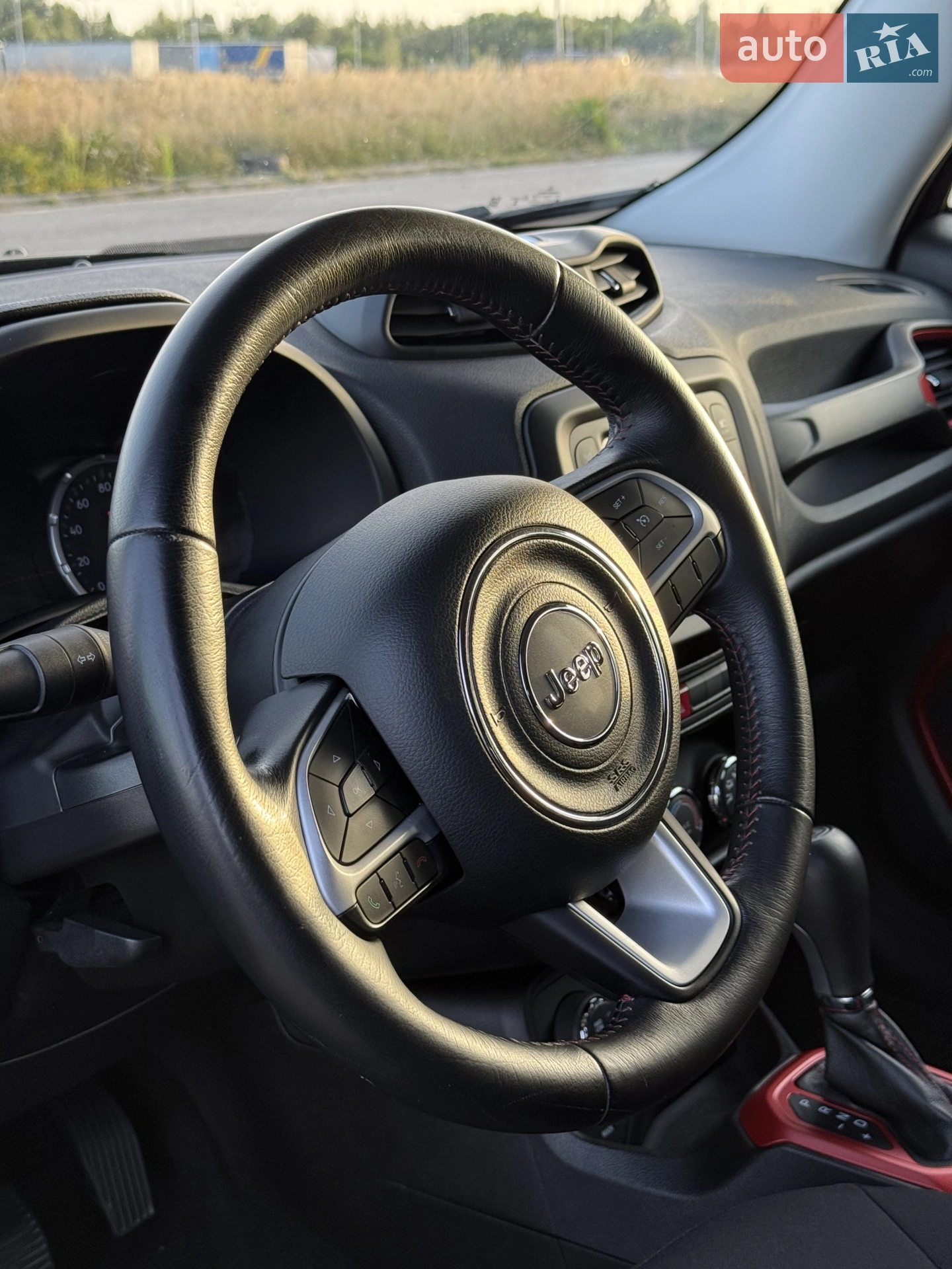 2015 Jeep Renegade - мініатюра 17