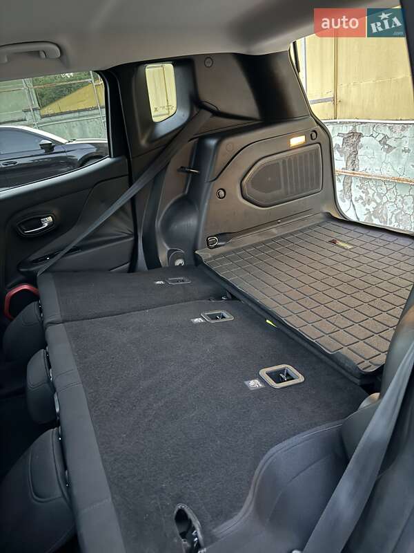 Внедорожник / Кроссовер Jeep Renegade 2015 в Львове фото 34 Внедорожник / Кроссовер Jeep Renegade 2015 в Львове