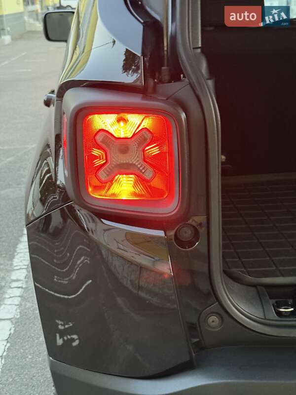 Внедорожник / Кроссовер Jeep Renegade 2015 в Львове фото 46 Внедорожник / Кроссовер Jeep Renegade 2015 в Львове