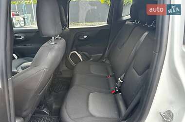 Внедорожник / Кроссовер Jeep Renegade 2016 в 