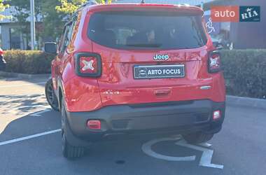 Внедорожник / Кроссовер Jeep Renegade 2021 в 