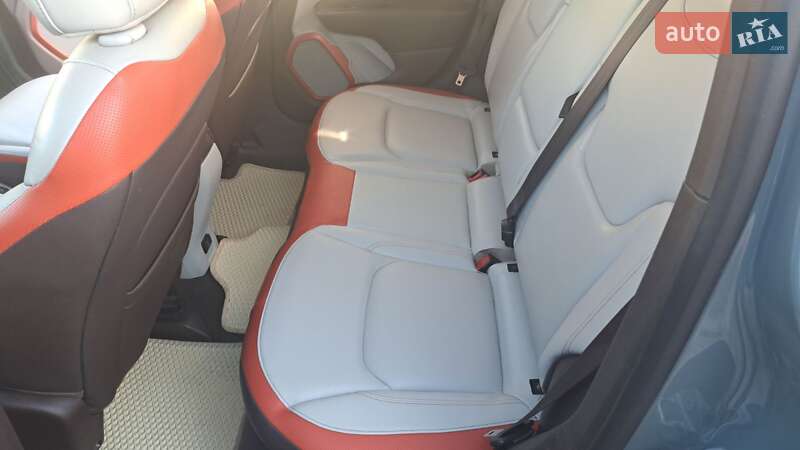 Позашляховик / Кросовер Jeep Renegade 2017 в Києві