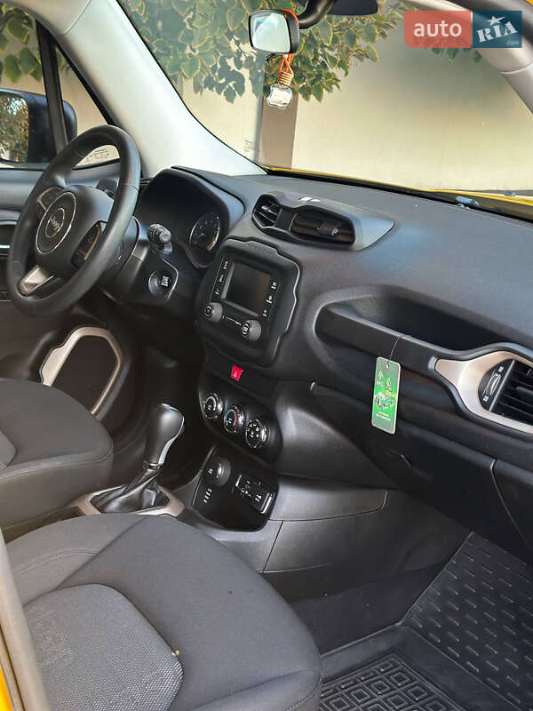 Внедорожник / Кроссовер Jeep Renegade 2016 в Киеве фото 6 Внедорожник / Кроссовер Jeep Renegade 2016 в Киеве