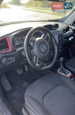 Внедорожник / Кроссовер Jeep Renegade 2019 в 