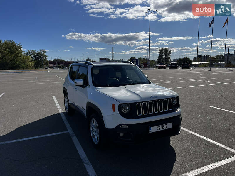 Внедорожник / Кроссовер Jeep Renegade 2016 в Киеве