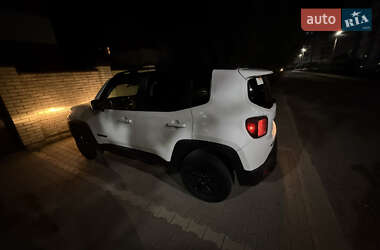 Внедорожник / Кроссовер Jeep Renegade 2018 в Луцке