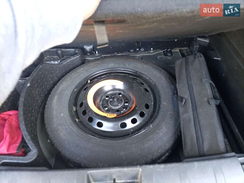 Позашляховик / Кросовер Jeep Renegade 2018 в Львові фото 35 Позашляховик / Кросовер Jeep Renegade 2018 в Львові