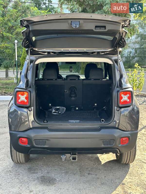 Внедорожник / Кроссовер Jeep Renegade 2020 в Сумах