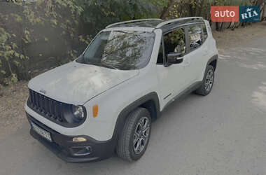 Внедорожник / Кроссовер Jeep Renegade 2017 в 