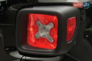 Внедорожник / Кроссовер Jeep Renegade 2022 в 