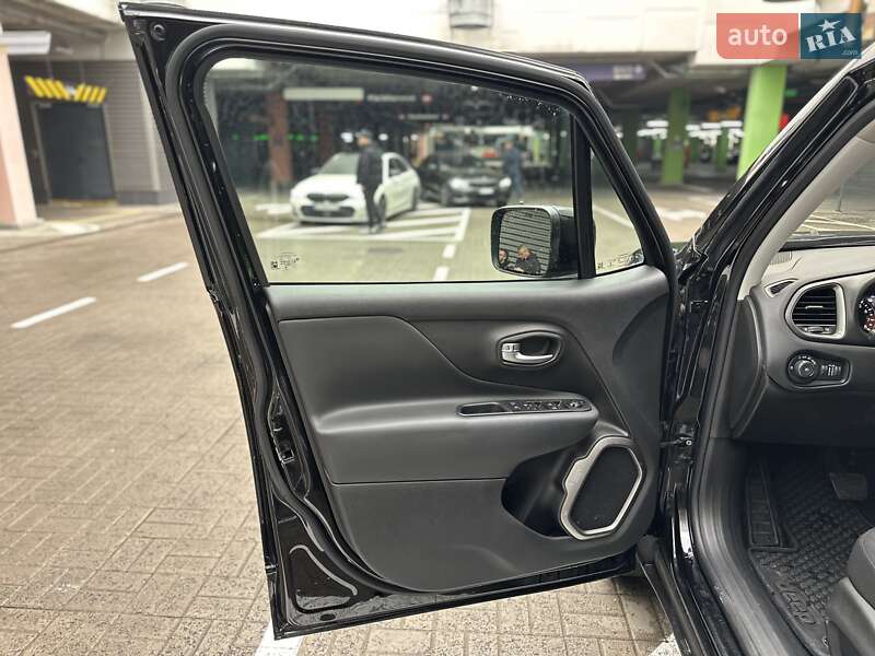 Позашляховик / Кросовер Jeep Renegade 2022 в Києві