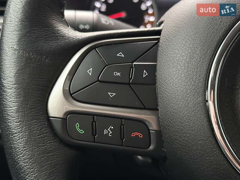 Позашляховик / Кросовер Jeep Renegade 2022 в Києві