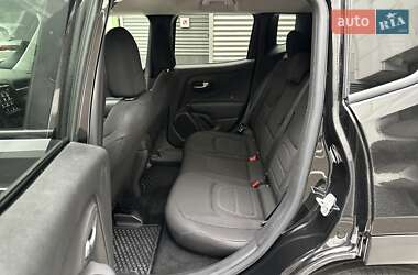 Внедорожник / Кроссовер Jeep Renegade 2022 в 
